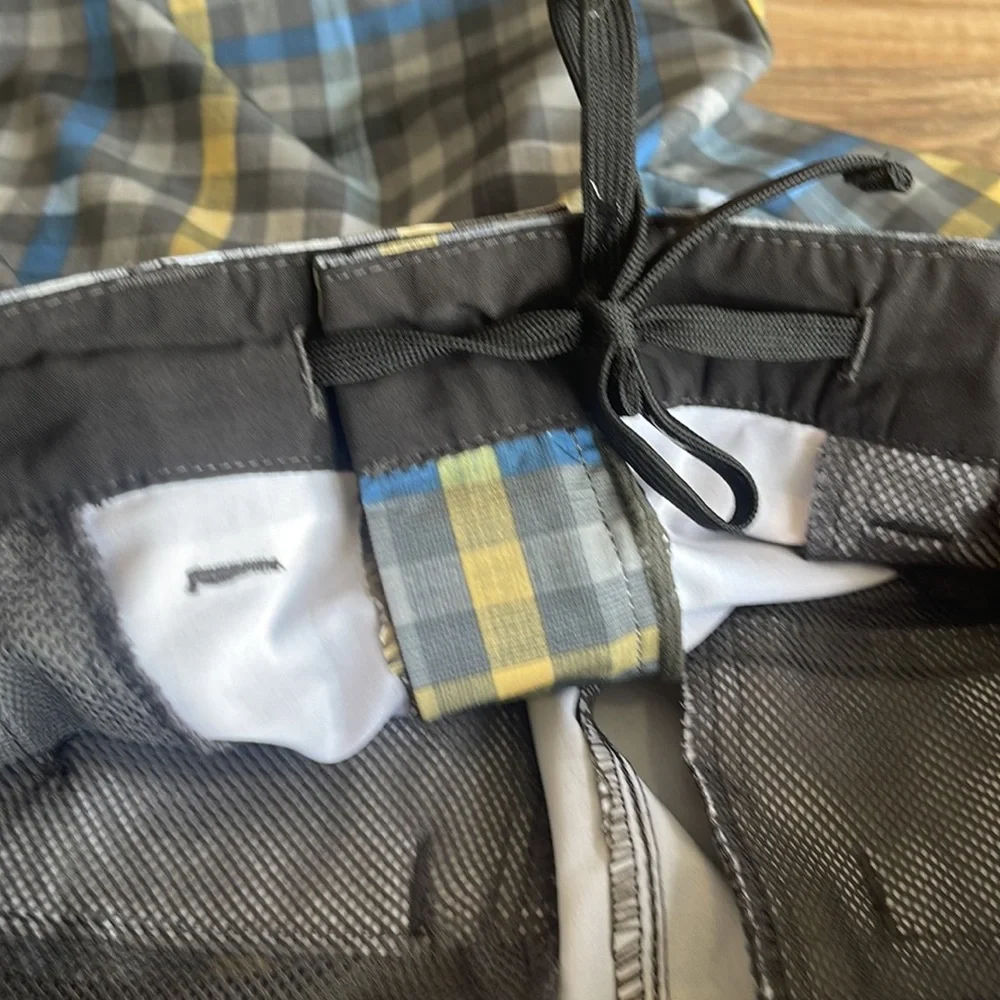 NWT TOMMY BAHAMA Cayman Spectrum Check Island Active Shorts Men - Picture 6 of 7